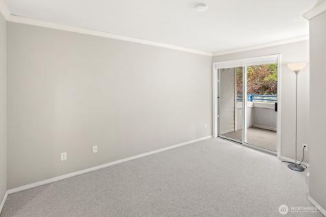 2244 13th Avenue W Seattle WA 98119