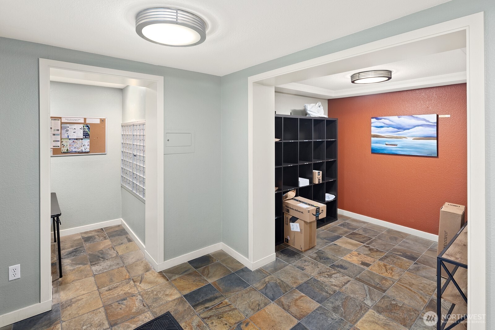 2244 13th Avenue W Seattle WA 98119