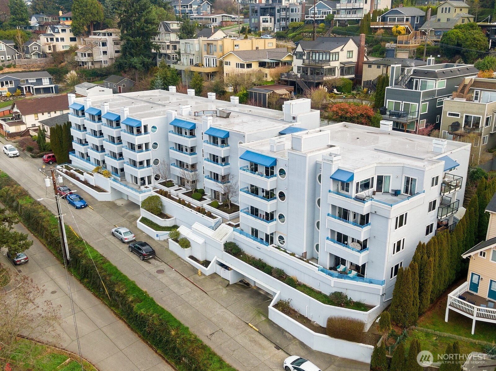 2244 13th Avenue W Seattle WA 98119