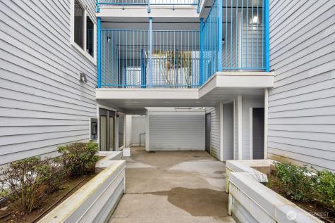 2244 13th Avenue W Seattle WA 98119