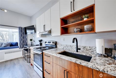 922 Washington Street Port Townsend WA 98368