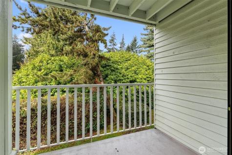 25131 98th Place S Kent WA 98030