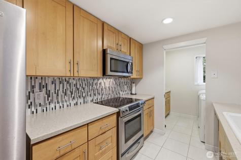 14401 SE Petrovitsky Road Renton WA 98058
