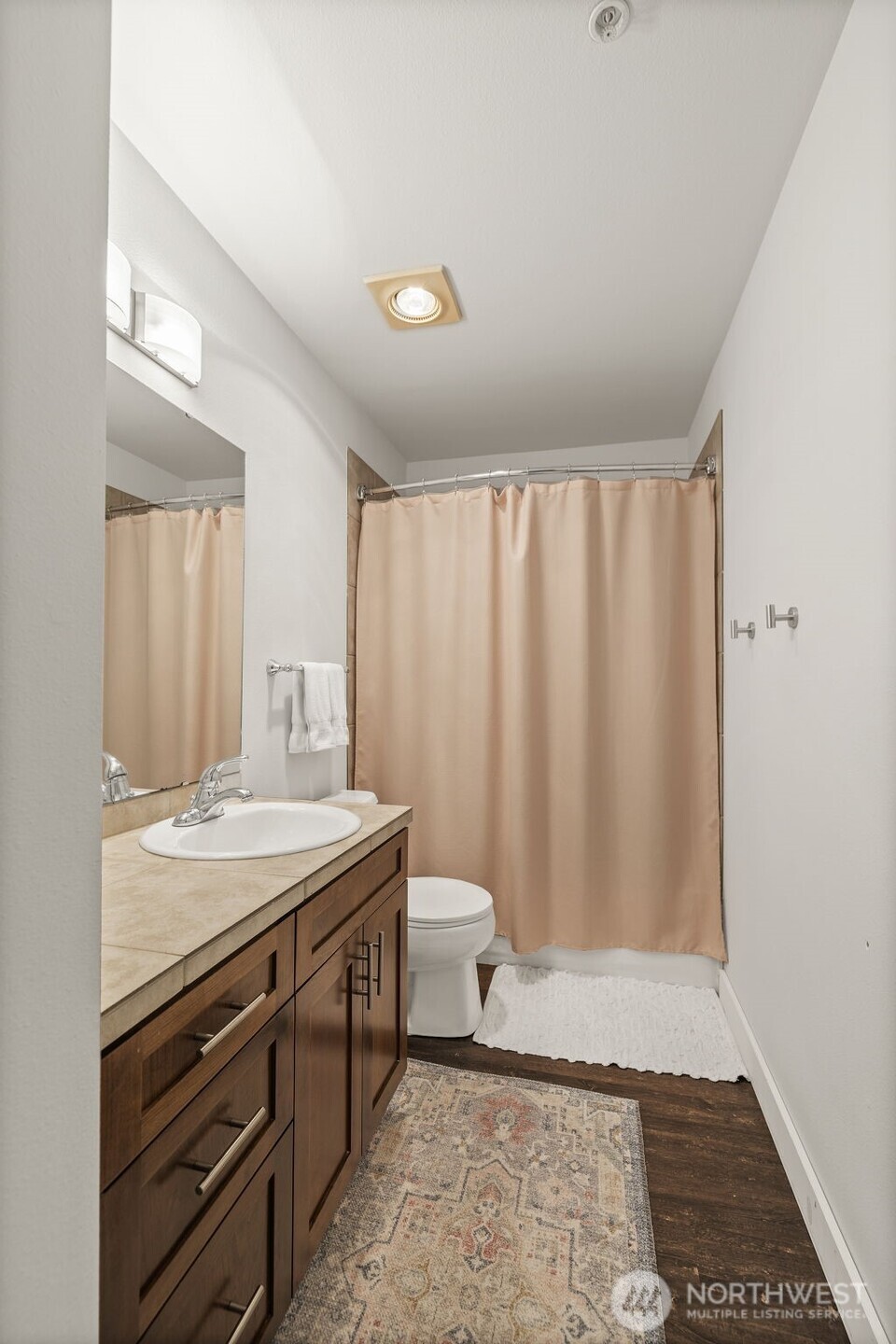 3915 SE 243rd Place SE Bothell WA 98021