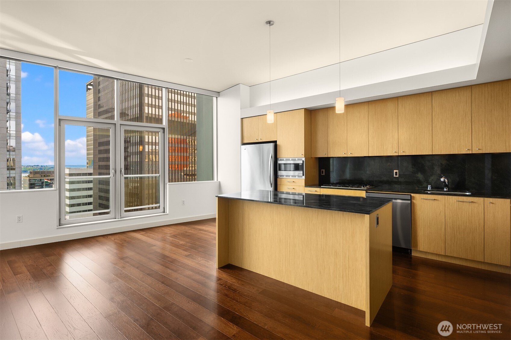 909 5th Avenue Seattle WA 98164