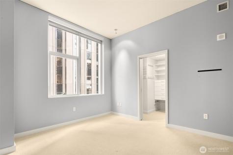 909 5th Avenue Seattle WA 98164