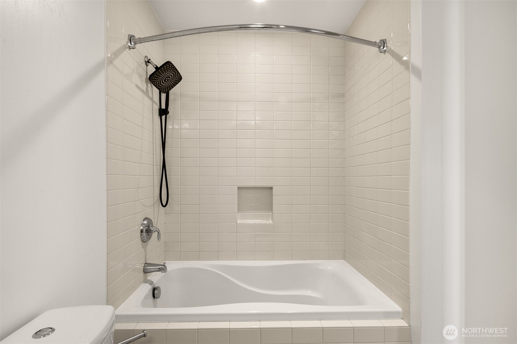 909 5th Avenue Seattle WA 98164