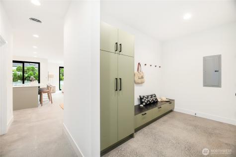 6816 128th Avenue NE Kirkland WA 98033