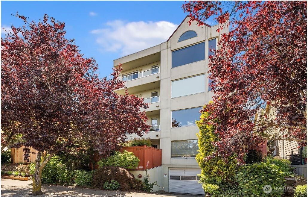 1613 California Avenue SW Seattle WA 98116