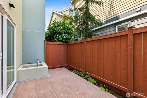1613 California Avenue SW Seattle WA 98116