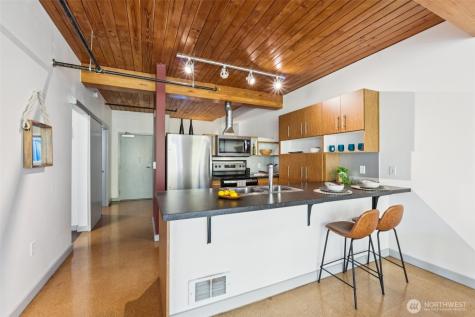 401 9th Avenue N Seattle WA 98109