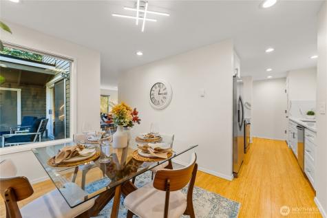 1218 101st Place NE Bellevue WA 98004