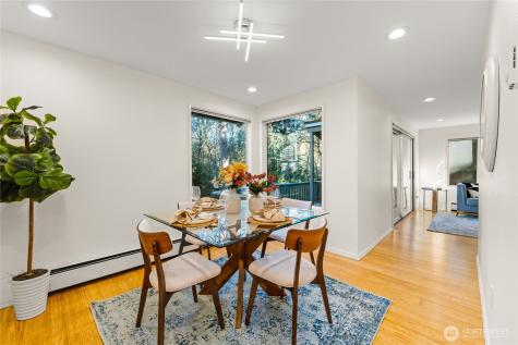1218 101st Place NE Bellevue WA 98004