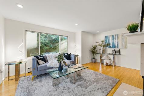 1218 101st Place NE Bellevue WA 98004