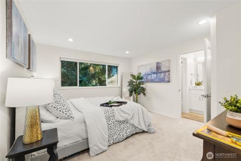 1218 101st Place NE Bellevue WA 98004