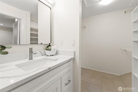 1218 101st Place NE Bellevue WA 98004