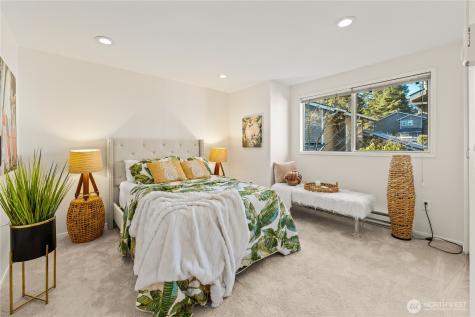 1218 101st Place NE Bellevue WA 98004
