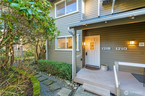 1218 101st Place NE Bellevue WA 98004