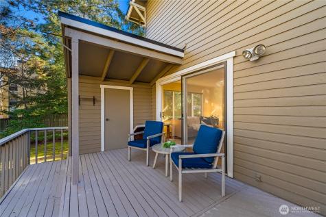 1218 101st Place NE Bellevue WA 98004