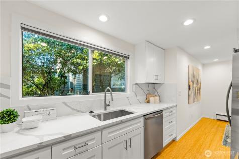 1218 101st Place NE Bellevue WA 98004