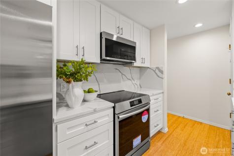 1218 101st Place NE Bellevue WA 98004