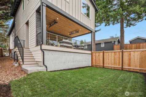1813 3rd Street Kirkland WA 98033