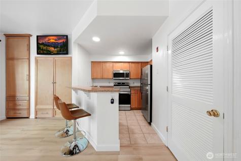300 10th Avenue Seattle WA 98122