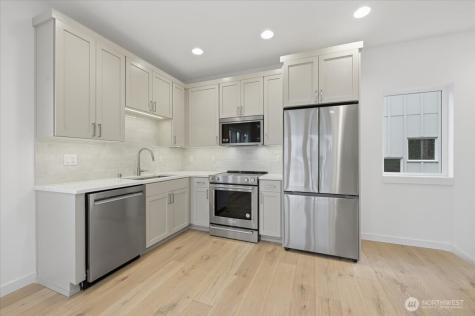 7320 11th Avenue NE Seattle WA 98115