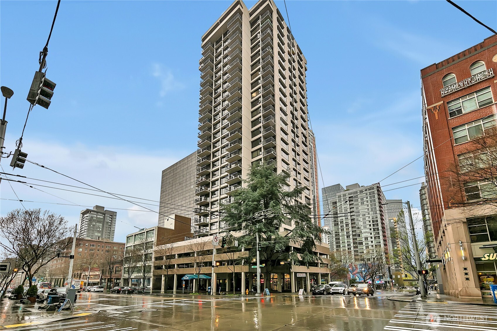 2100 3rd Avenue Seattle WA 98121