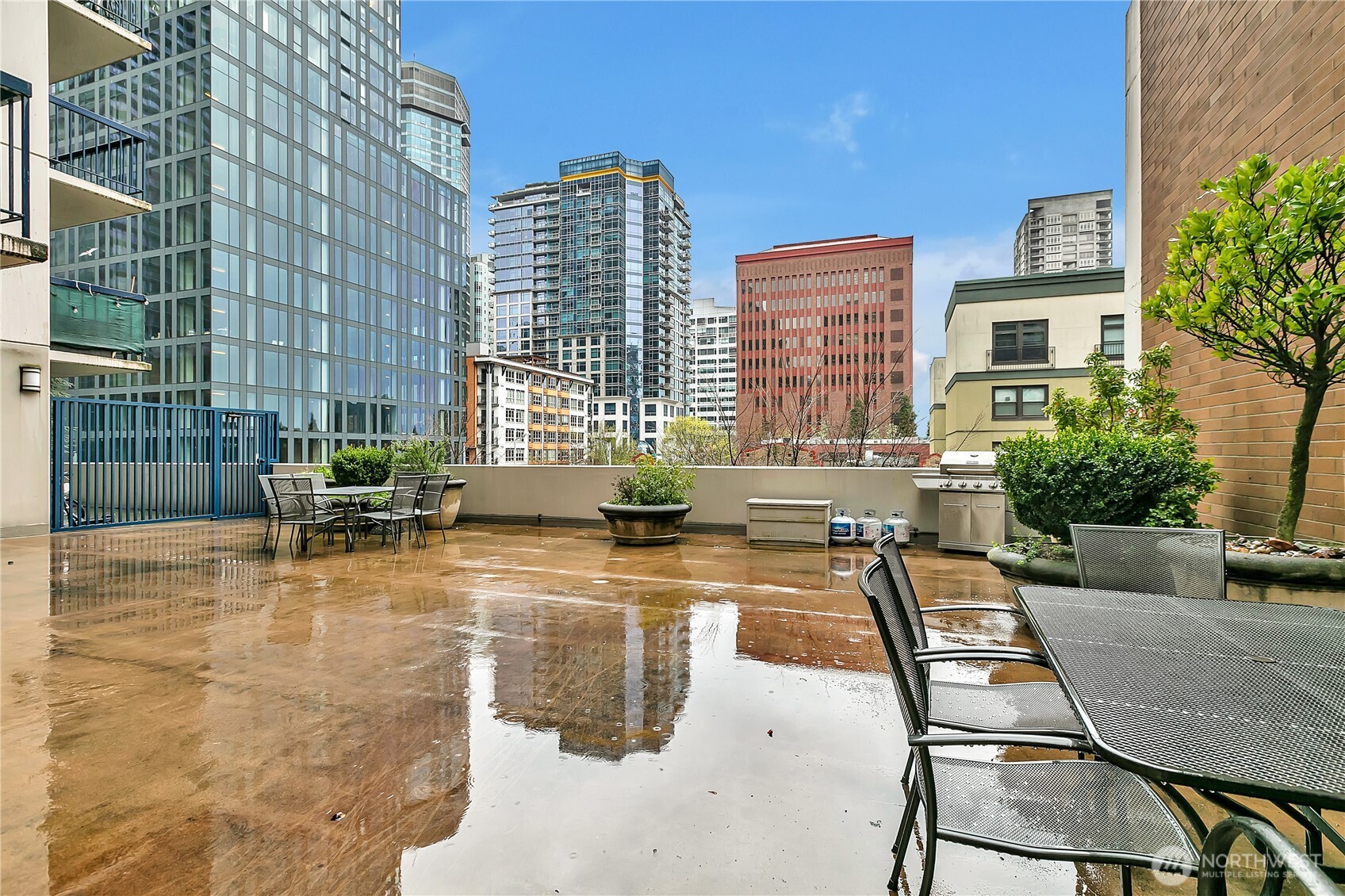 2100 3rd Avenue Seattle WA 98121