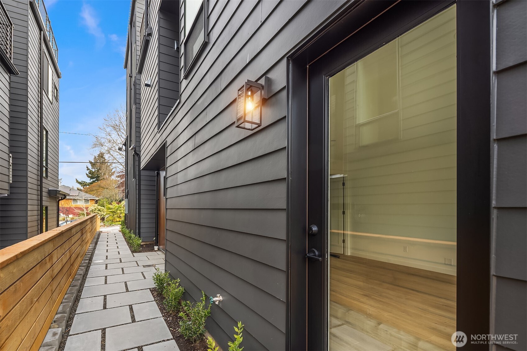 333 NW 47th Street Seattle WA 98107