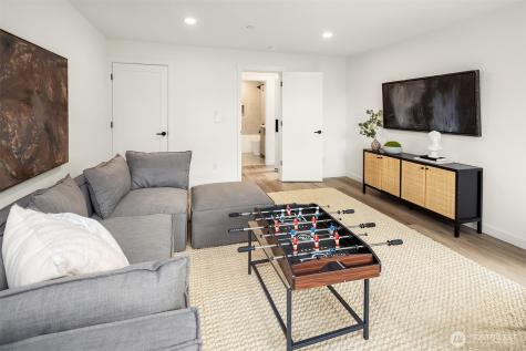333 NW 47th Street Seattle WA 98107