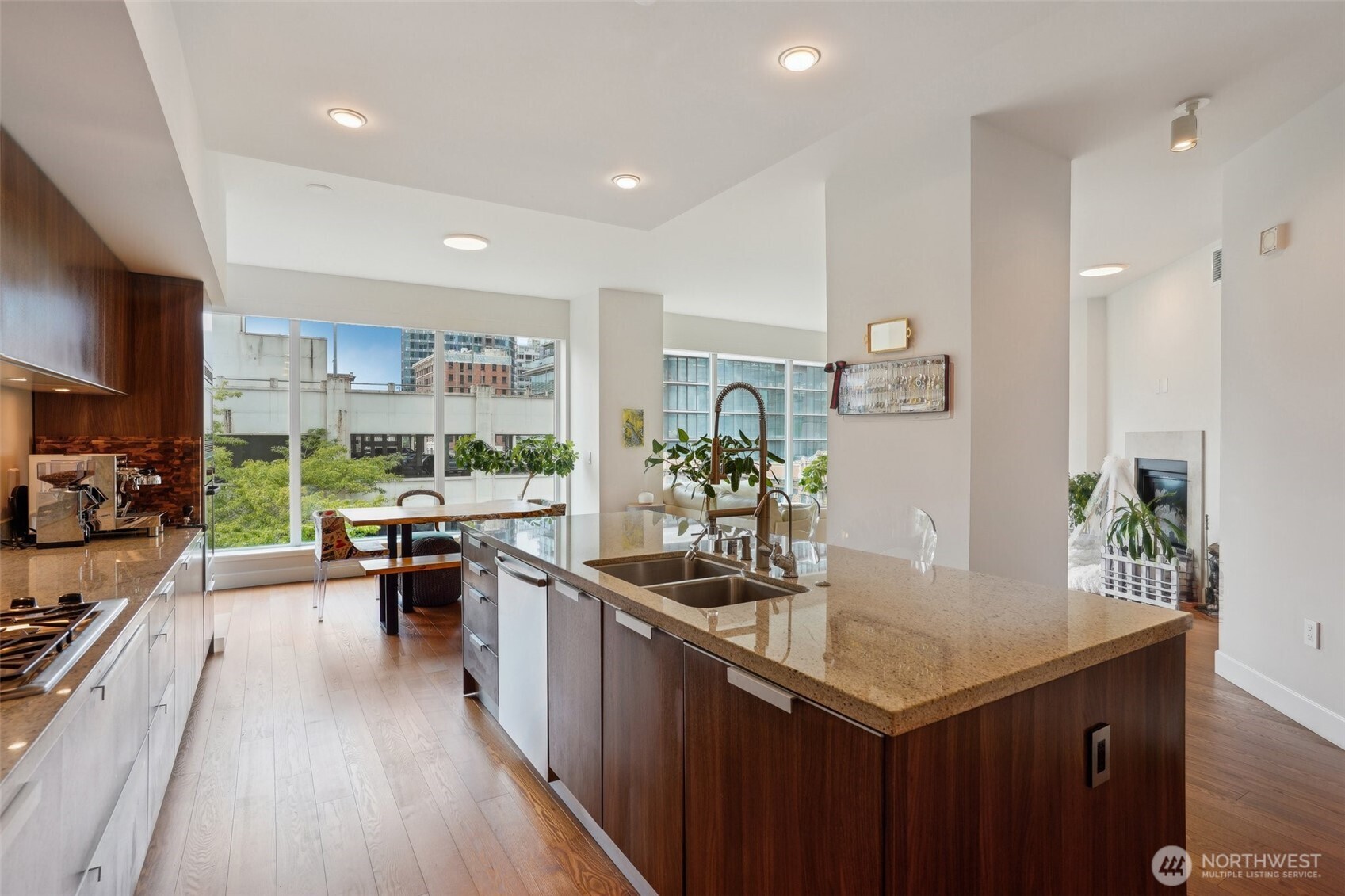 1920 4th Avenue Seattle WA 98101