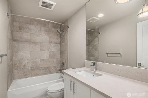 214 4th Court S Kirkland WA 98033