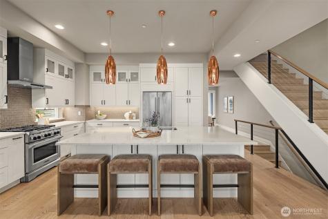 214 4th Court S Kirkland WA 98033