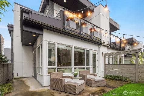 214 4th Court S Kirkland WA 98033