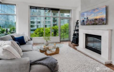 10610 NE 9th Place Bellevue WA 98004