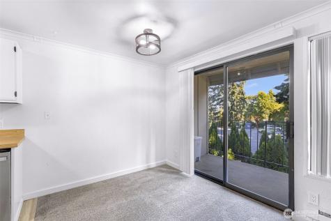 12516 NE 117th Place Kirkland WA 98034