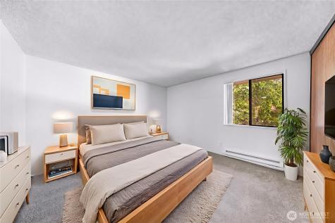 12516 NE 117th Place Kirkland WA 98034