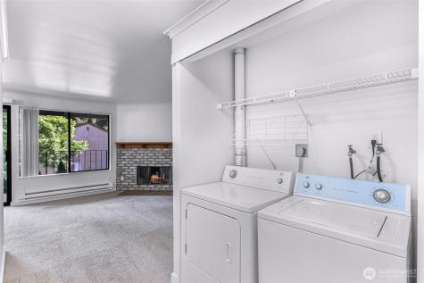 12516 NE 117th Place Kirkland WA 98034