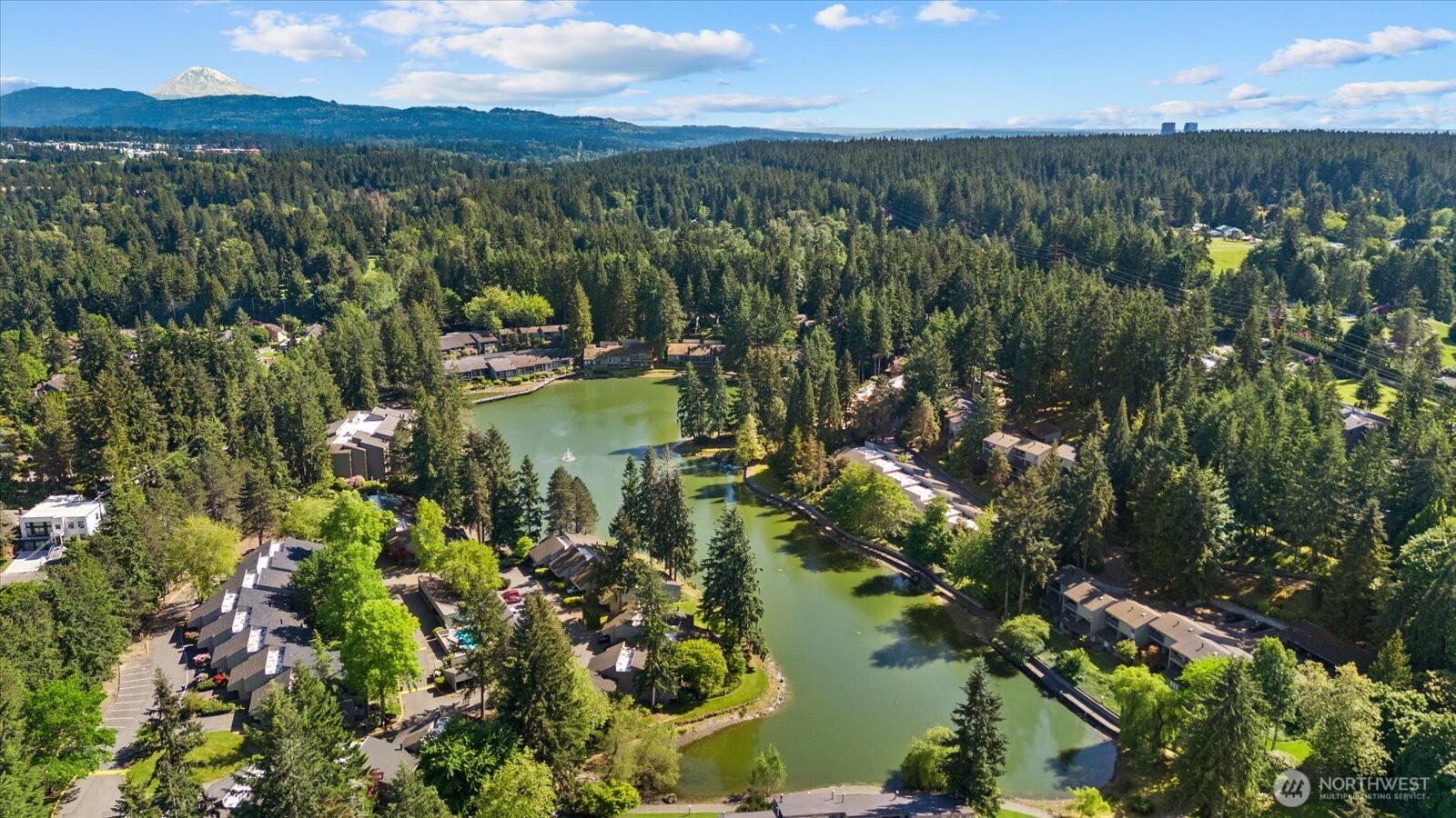 6453 139th Place NE Redmond WA 98052