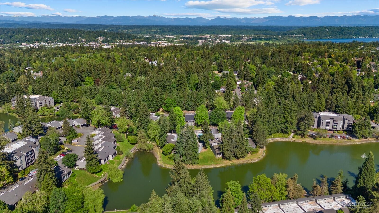 6453 139th Place NE Redmond WA 98052