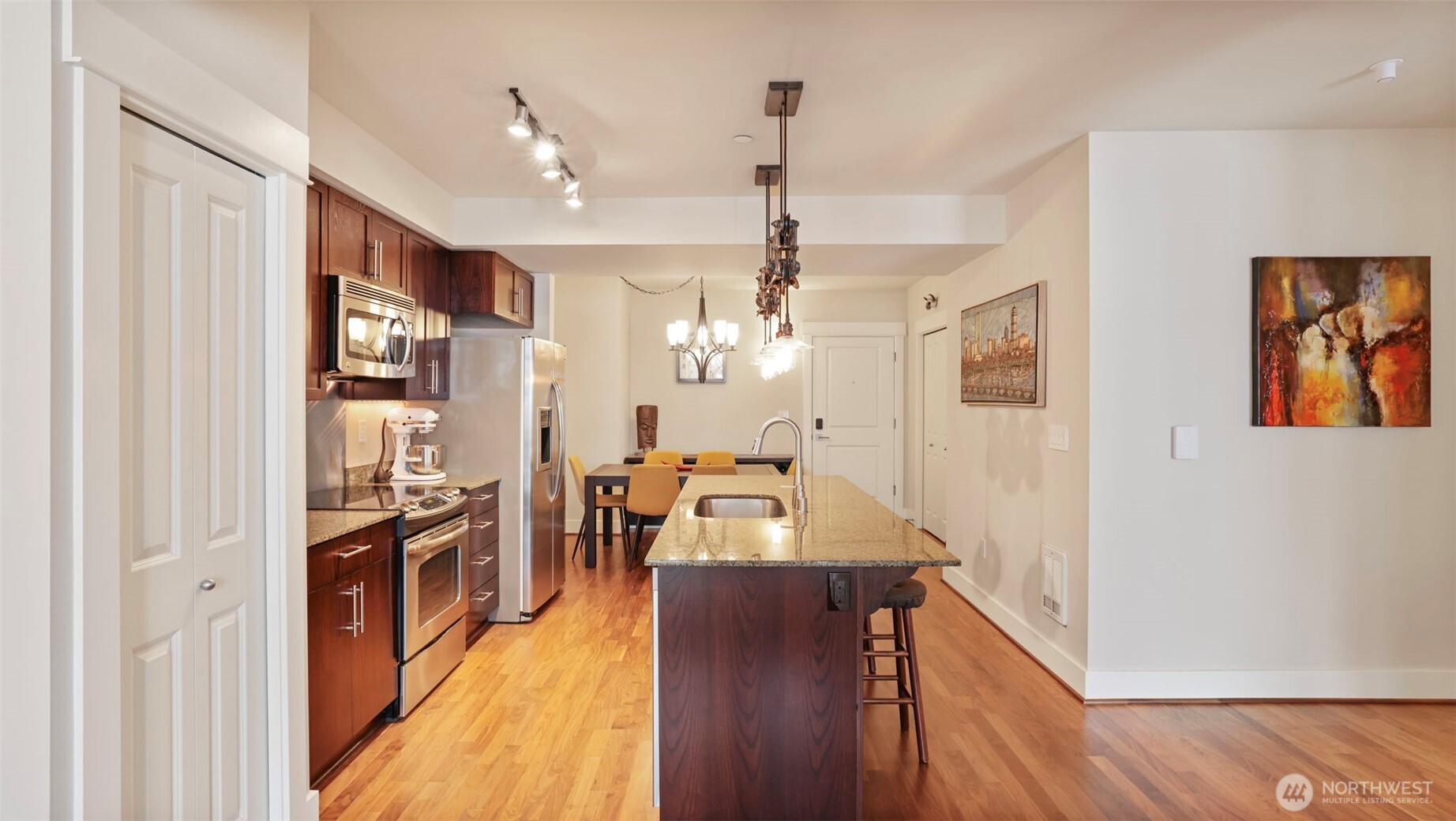 699 John Street Seattle WA 98109