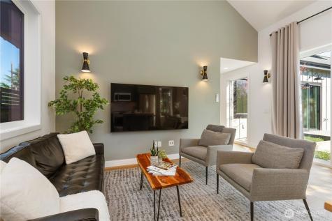 10039 13th Avenue NW Seattle WA 98177