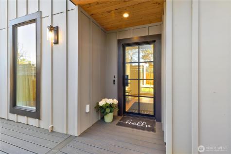 10039 13th Avenue NW Seattle WA 98177