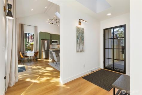 10039 13th Avenue NW Seattle WA 98177