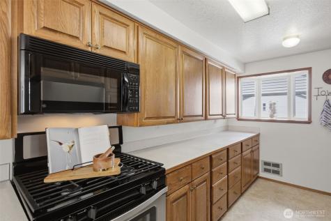 20617 28th Avenue W Lynnwood WA 98036