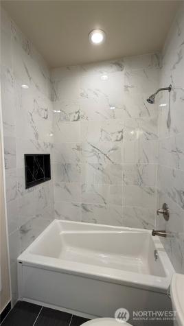 9025 38th Avenue S Seattle WA 98118