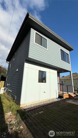 9025 38th Avenue S Seattle WA 98118