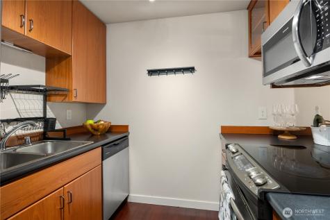 7309 Sand Point Way NE Seattle WA 98115